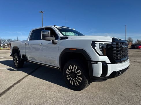 New 2026 GMC Sierra 2500 Denali Ultimate w/ Max Trailering Package AWD/4WD image 8