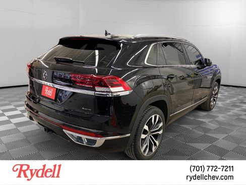 Used 2023 Volkswagen Atlas Cross Sport SEL Premium R-Line image 3