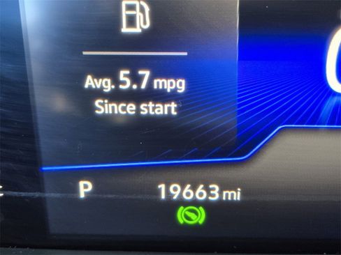 Used 2022 Volkswagen Taos SE w/ Driver Assistance Package image 28