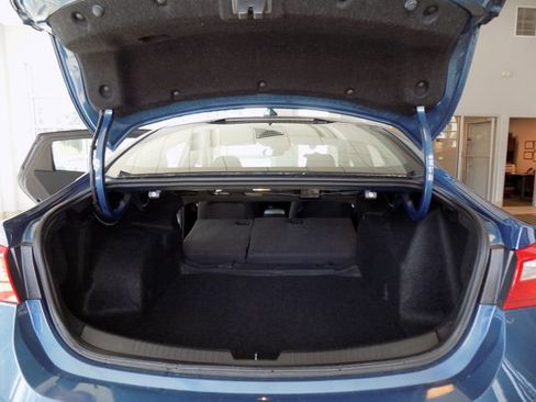 Used 2024 Chevrolet Malibu LT image 26