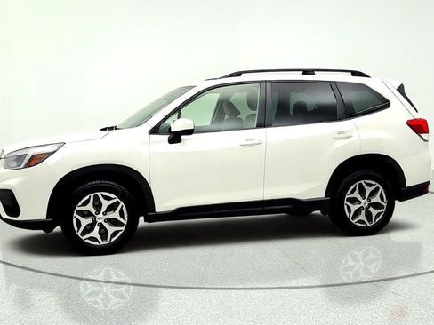 Used 2021 Subaru Forester Premium AWD/4WD image 8