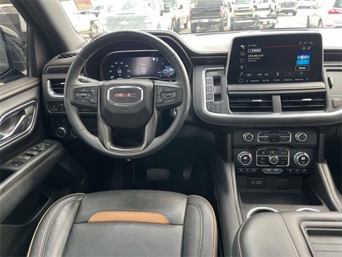 Used 2023 GMC Yukon XL AT4 image 16