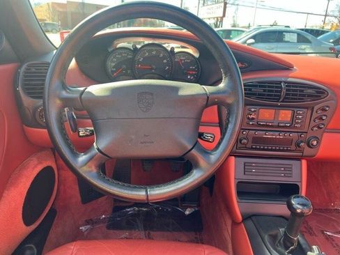 Used 1999 Porsche Boxster image 17
