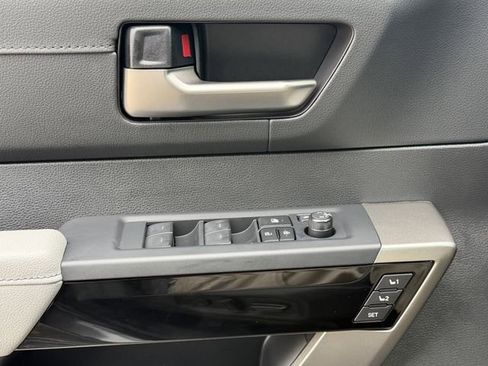 New 2026 Toyota Tundra Limited AWD/4WD image 23