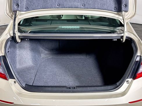 Used 2019 Honda Accord Touring image 22
