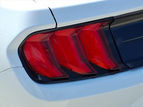 Used 2023 Ford Mustang Coupe RWD image 12