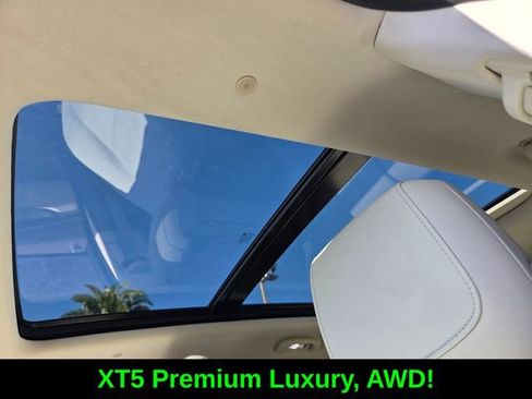 Used 2021 Cadillac XT5 Premium Luxury image 20