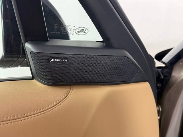 New 2026 Land Rover Range Rover Long Wheelbase SE AWD/4WD image 33