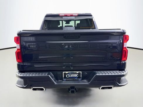 Used 2022 Chevrolet Silverado 1500 High Country w/ Technology Package AWD/4WD image 6