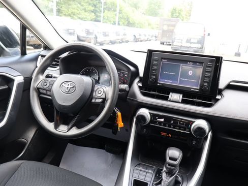 Used 2020 Toyota RAV4 LE w/ All Weather Liner Package AWD/4WD image 24