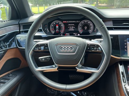 Used 2025 Audi A8 L 3.0T w/ Executive Package AWD/4WD image 18