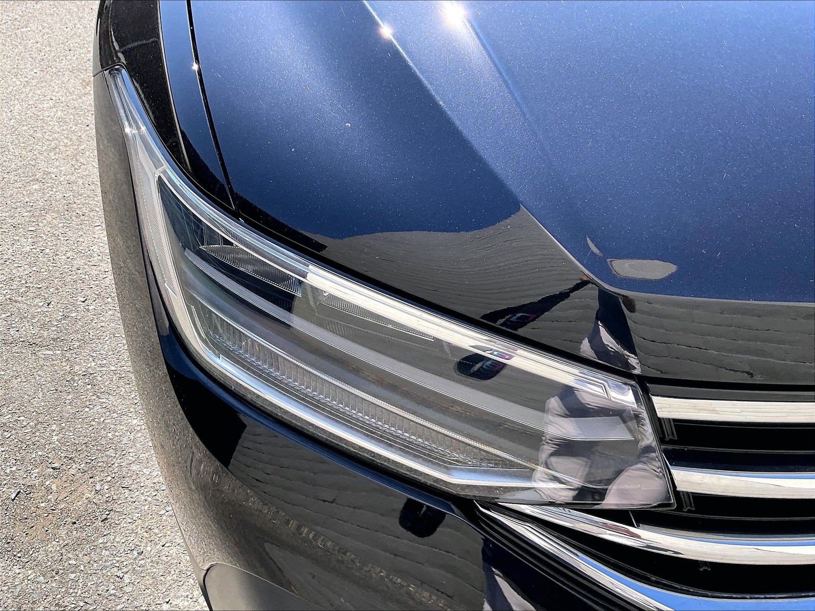 Certified 2024 Volkswagen Tiguan SE w/ Panoramic Sunroof Package AWD/4WD image 27