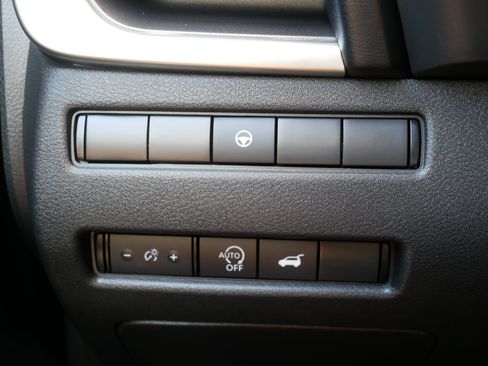 Certified 2023 Nissan Rogue SV w/ SV Premium B Package AWD/4WD image 26