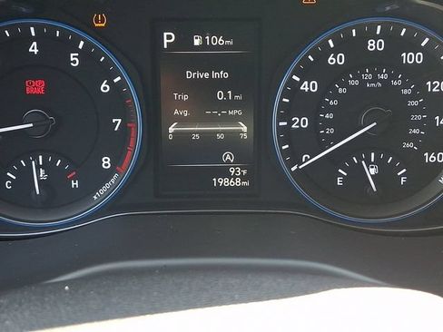 Used 2023 Hyundai Kona SEL AWD/4WD image 20