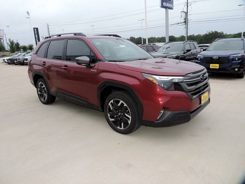 New 2026 Subaru Forester Touring AWD/4WD image 3