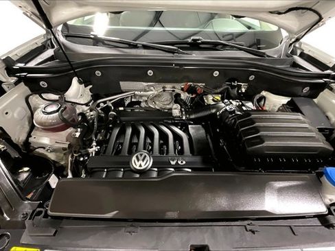 Used 2019 Volkswagen Atlas SEL Premium image 10