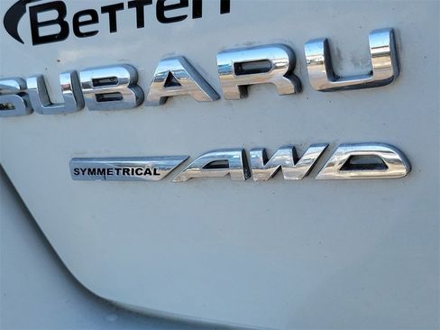 Used 2017 Subaru Crosstrek 2.0i Limited image 7