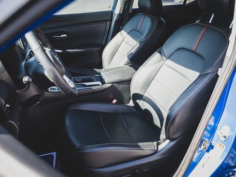 Used 2021 Nissan Sentra SR w/ SR Premium Package image 20