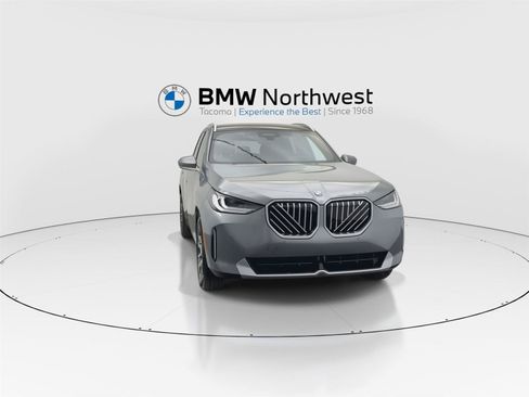 New 2026 BMW X3 xDrive30i w/ Premium Package AWD/4WD image 7