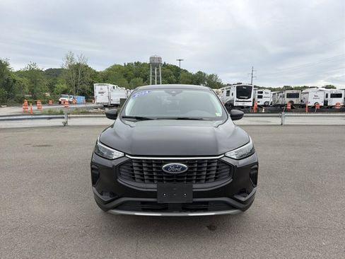 Certified 2024 Ford Escape Active AWD/4WD image 2