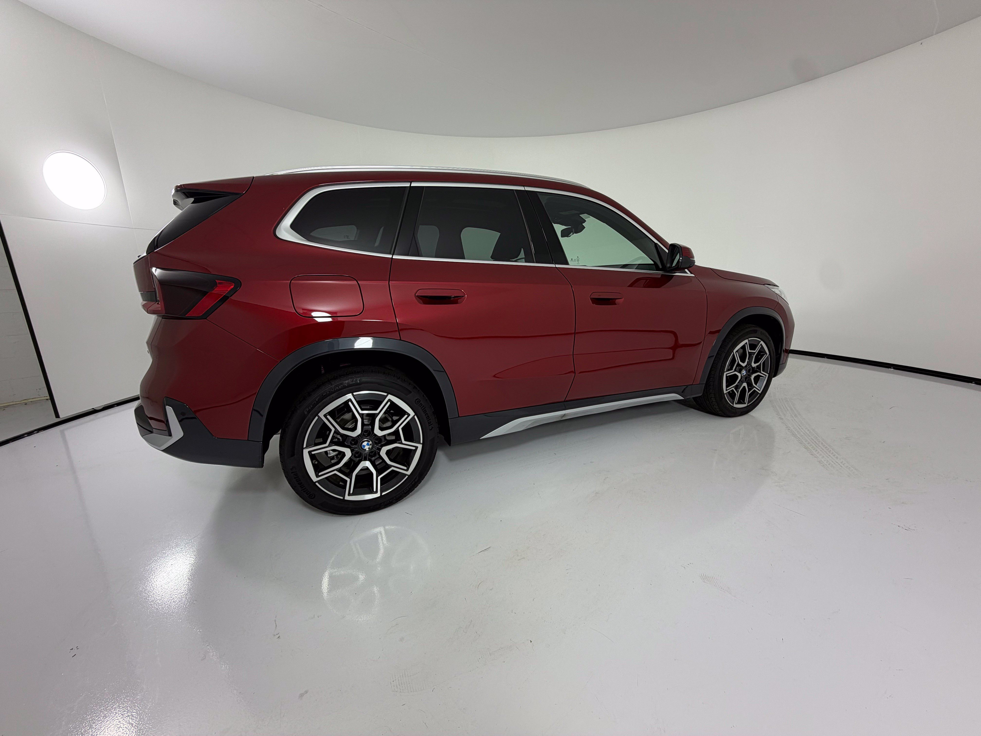 Used 2026 BMW X1 xDrive28i AWD/4WD image 12