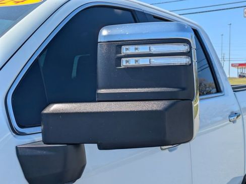 Used 2024 GMC Sierra 2500 Denali Ultimate image 13