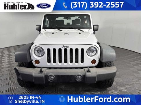 Used 2013 Jeep Wrangler Sport AWD/4WD image 3
