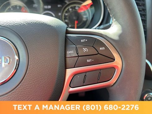 Used 2022 Jeep Cherokee Latitude Lux AWD/4WD image 17