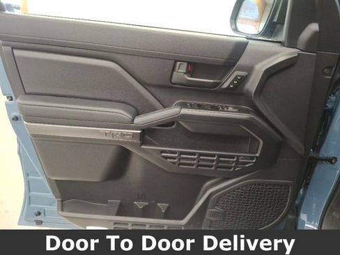 Used 2025 Toyota 4Runner TRD Off-Road Premium w/ Tow Technology Package image 13