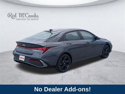 New 2026 Hyundai Elantra SEL Sport FWD image 5