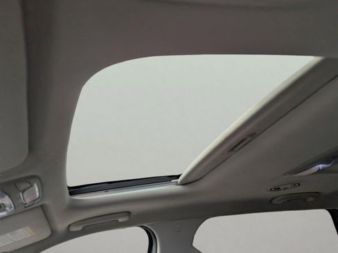 Certified 2023 Kia Telluride S w/ S Sunroof Package image 36