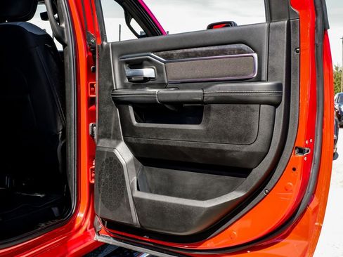 Used 2024 RAM 2500 Big Horn w/ Bed Utility Group image 42