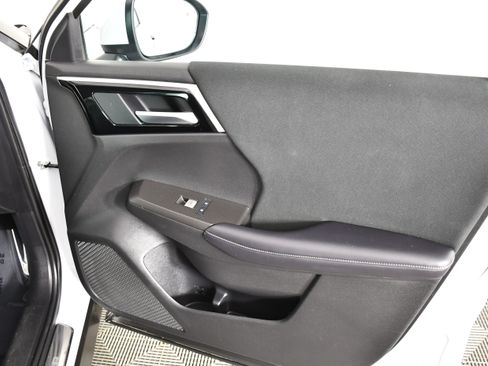 Used 2023 Mitsubishi Outlander ES AWD/4WD image 35