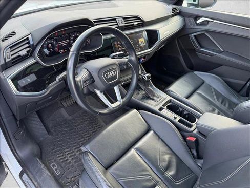 Used 2023 Audi Q3 2.0T Premium Plus w/ Premium Plus Package AWD/4WD image 10