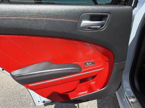 Used 2022 Dodge Charger Scat Pack RWD image 14