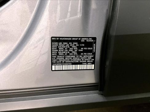 New 2026 Volkswagen ID.4 Pro image 33