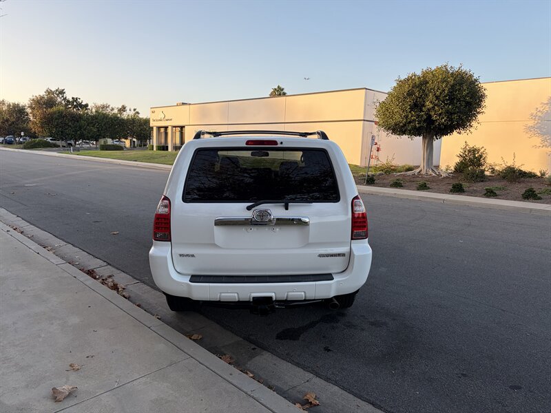 Used 2007 Toyota 4Runner SR5 RWD image 5