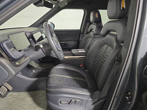 Used 2022 Rivian R1T Adventure AWD/4WD image 20