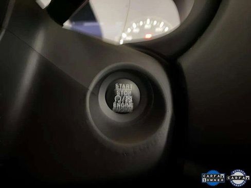 Used 2015 Jeep Renegade Trailhawk w/ Premium Leather Group image 40