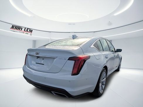 Used 2025 Cadillac CT5 Premium Luxury image 3
