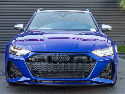 Used 2023 Audi RS 6 w/ Executive Package image 7