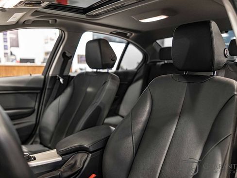 Used 2014 BMW 320i xDrive Sedan image 16