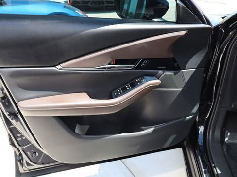 Used 2021 MAZDA CX-30 AWD 2.5 S w/ Premium Package image 25