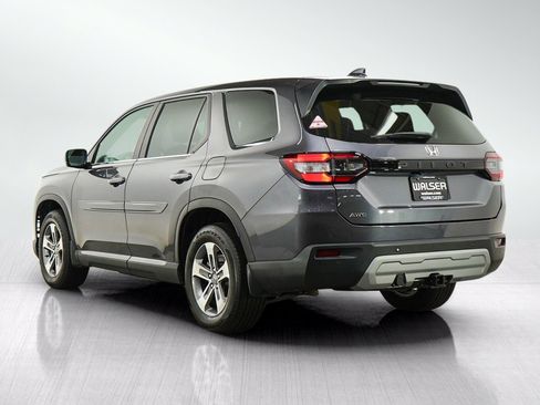 Used 2023 Honda Pilot EX-L image 3