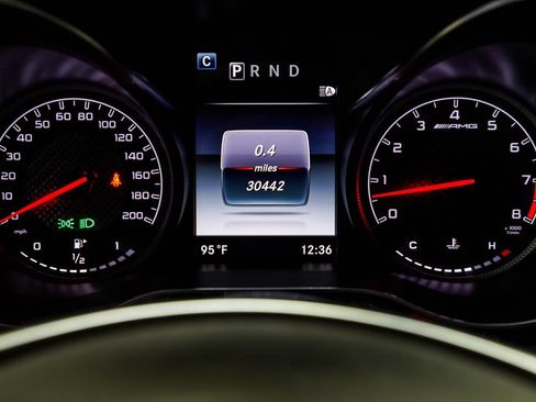 Used 2018 Mercedes-Benz AMG GT Roadster image 31