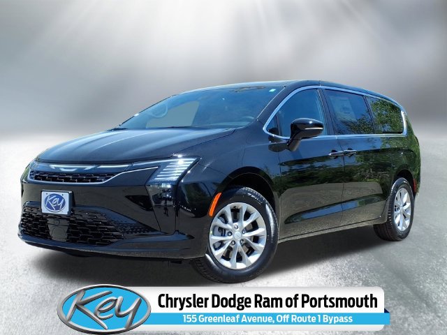 New 2027 Chrysler Pacifica Select AWD/4WD image 1
