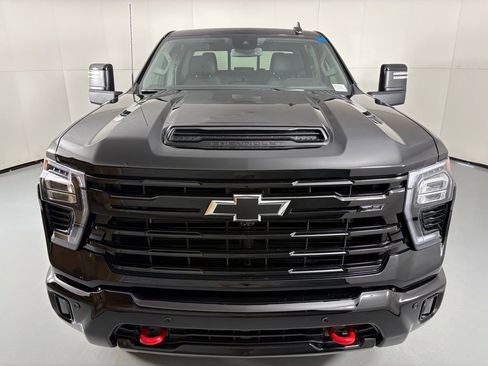 Used 2026 Chevrolet Silverado 2500 LT w/ Trail Boss Package image 4