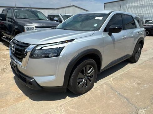 Used 2024 Nissan Pathfinder S AWD/4WD image 1