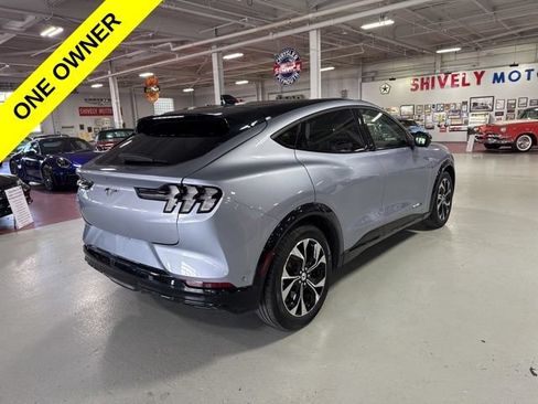 Used 2022 Ford Mustang Mach-E Premium RWD image 5