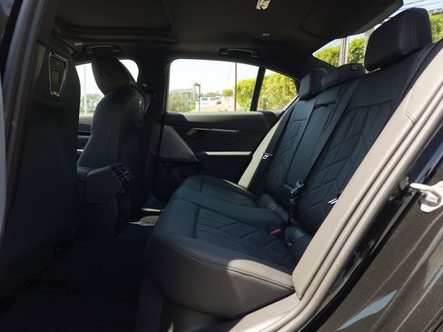 New 2026 BMW 530i w/ M Sport Package RWD image 9